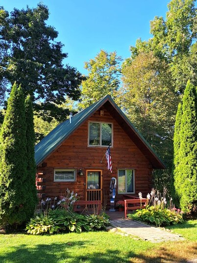 Neshannock Creekside Log Cabin, Rental Headline