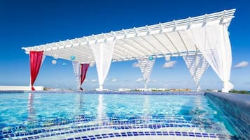 Alberca al aire libre