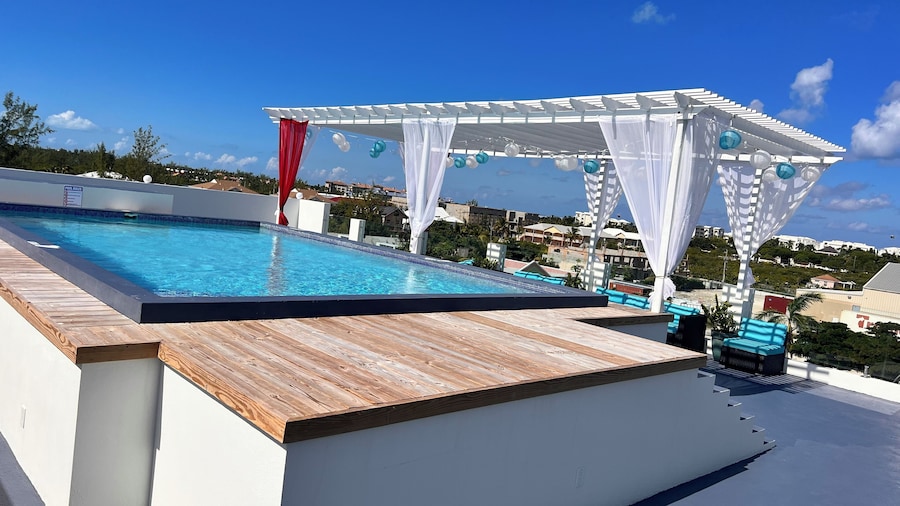 The Suites at Mr Grouper