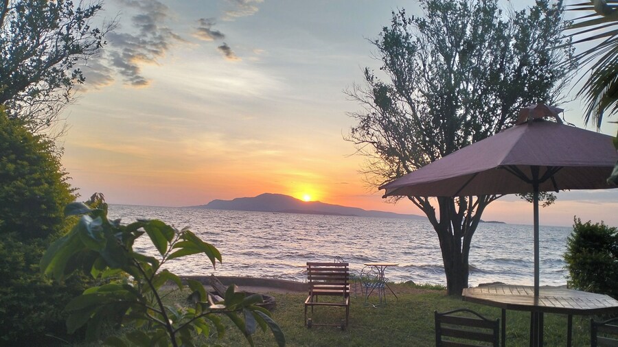 Bimoss Beach Resort & Campsite