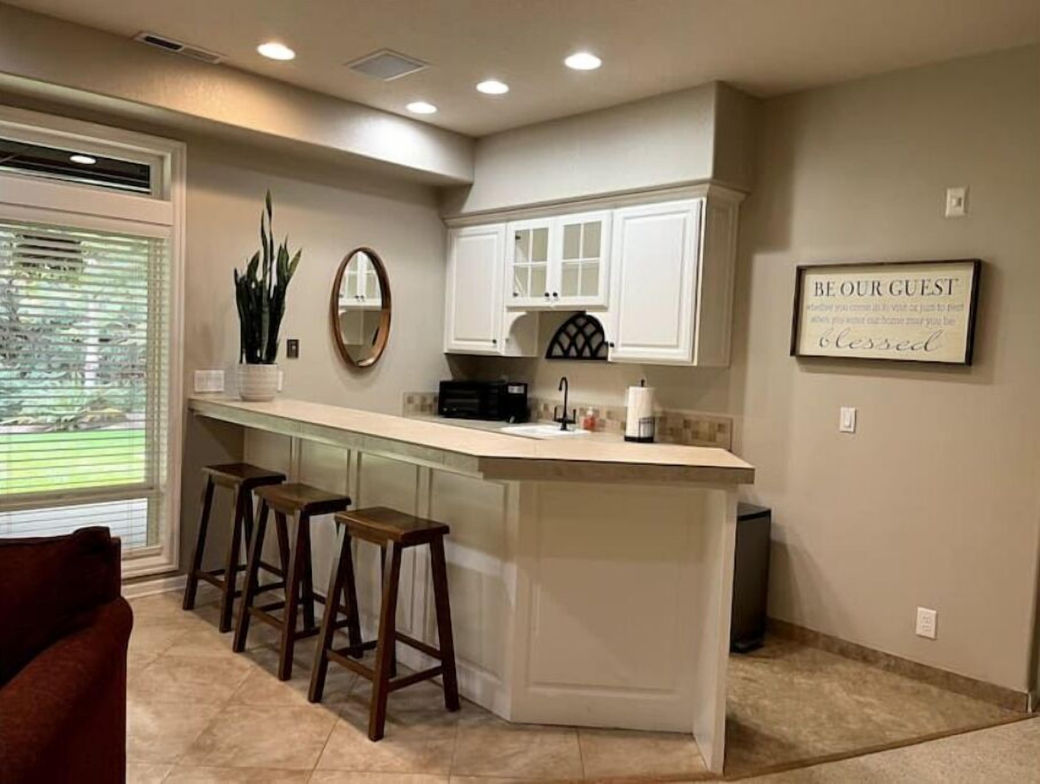 Fridge, microwave, coffee/tea maker, toaster