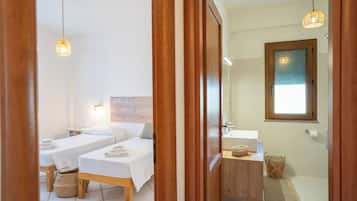2 bedrooms, free WiFi, bed sheets