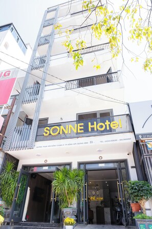 Terrace/patio - Sonne Hotel (Dong Hoi)