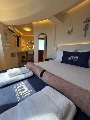 7 bedrooms, in-room safe, desk, iron/ironing board - Matteo Villa Limassol Cyprus (Limassol)