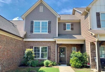 Beautiful Home in the Heart of Hoover!