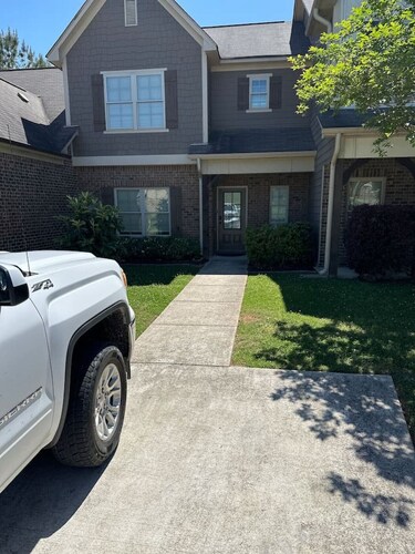Beautiful Home in the Heart of Hoover!