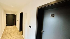 Interior - B&W Apartments - 1. Etage Wohnung (Morschen)
