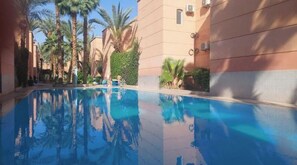 Pool - Apartment Luminous Oasis (Marrakech)
