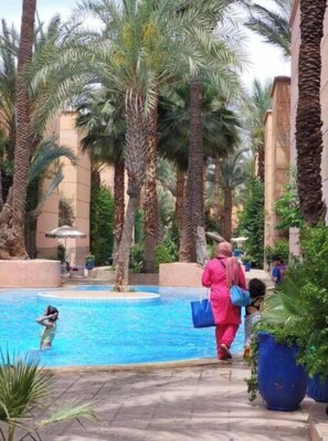 Pool - Apartment Luminous Oasis (Marrakech)