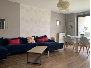 Living area - Lescale, Appart Spacieux, au Calme (Brest)