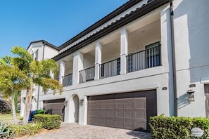 Exterior - New! South Tampa Gem! Prime Location! (Tampa)