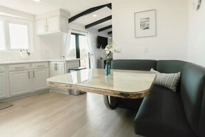 Interior - Peaceful Getaway with Fun for All! 5 min to I-80! (Gretna)
