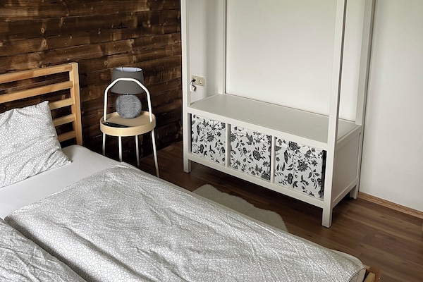 1 Schlafzimmer, Bügeleisen/Bügelbrett, Reisekinderbett, WLAN