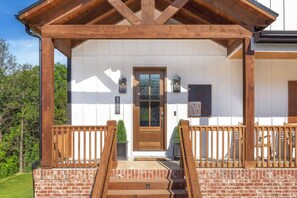 Exterior detail - HOME for togetherness & Love! W/ Hot tub & FUN room (Hollister)
