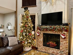 Smart TV, fireplace, video games, stereo