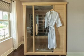 Interior - Luxury Spa and Wellness Retreat near Outlet Mall!
 (Gretna)