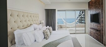 Garza Blanca Hotel Suite Condo 2 BR 3 Bathroom in Los Cabos Mexico