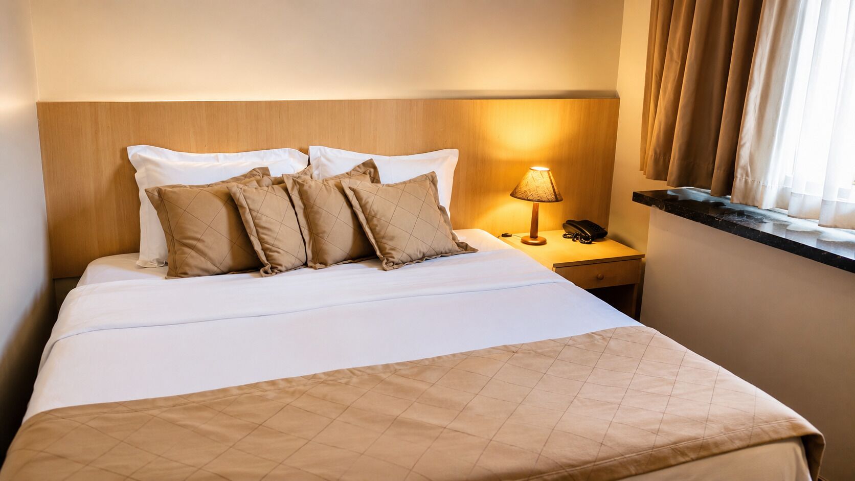 Kamar Junior | Wi-Fi gratis dan seprai linen