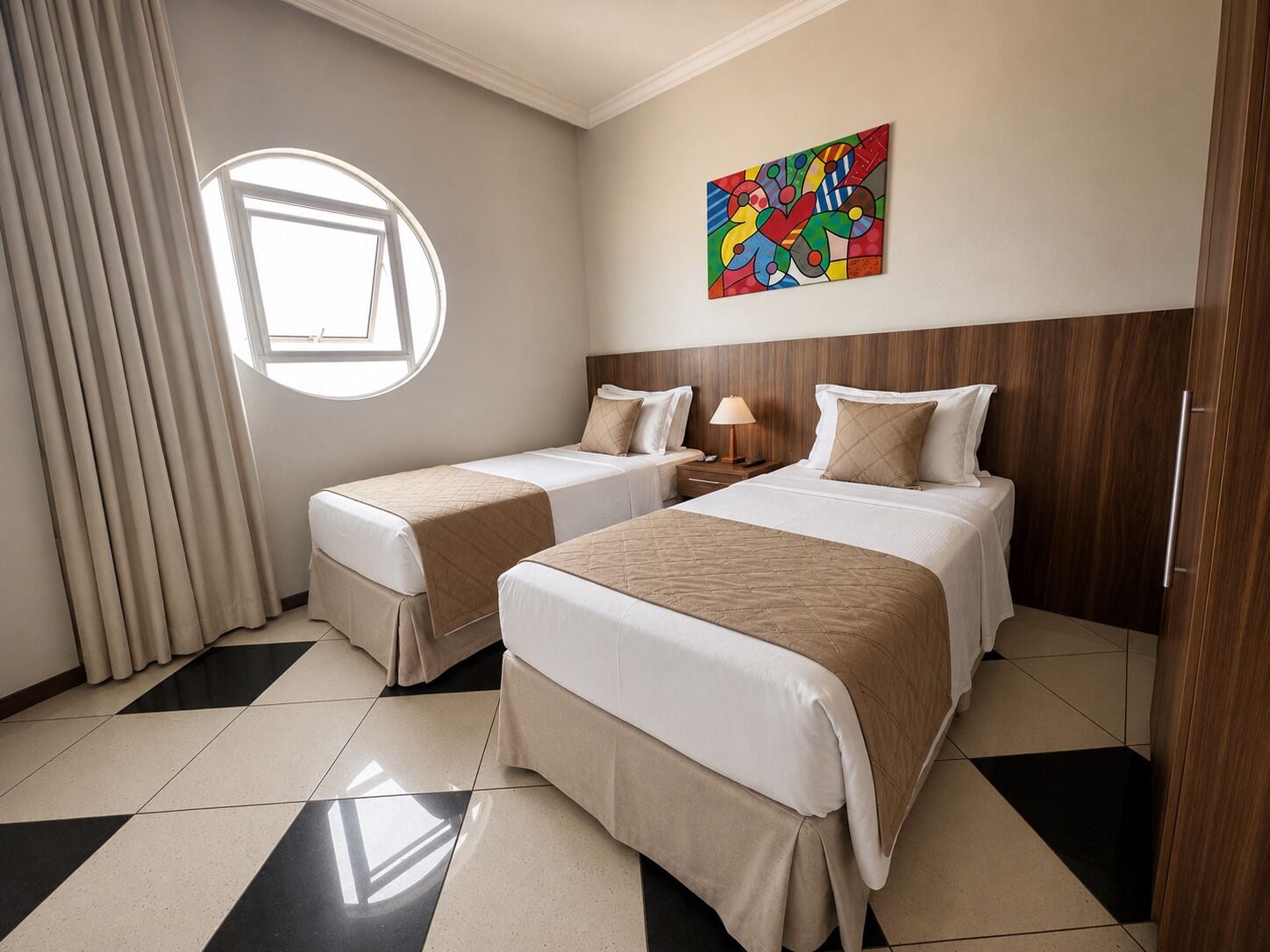 Standard Room, 2 Twin Beds | Free WiFi, bed sheets