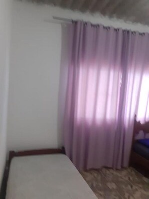 3 camere, ferro/asse da stiro, Wi-Fi gratuito, lenzuola