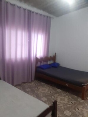 3 camere, ferro/asse da stiro, Wi-Fi gratuito, lenzuola