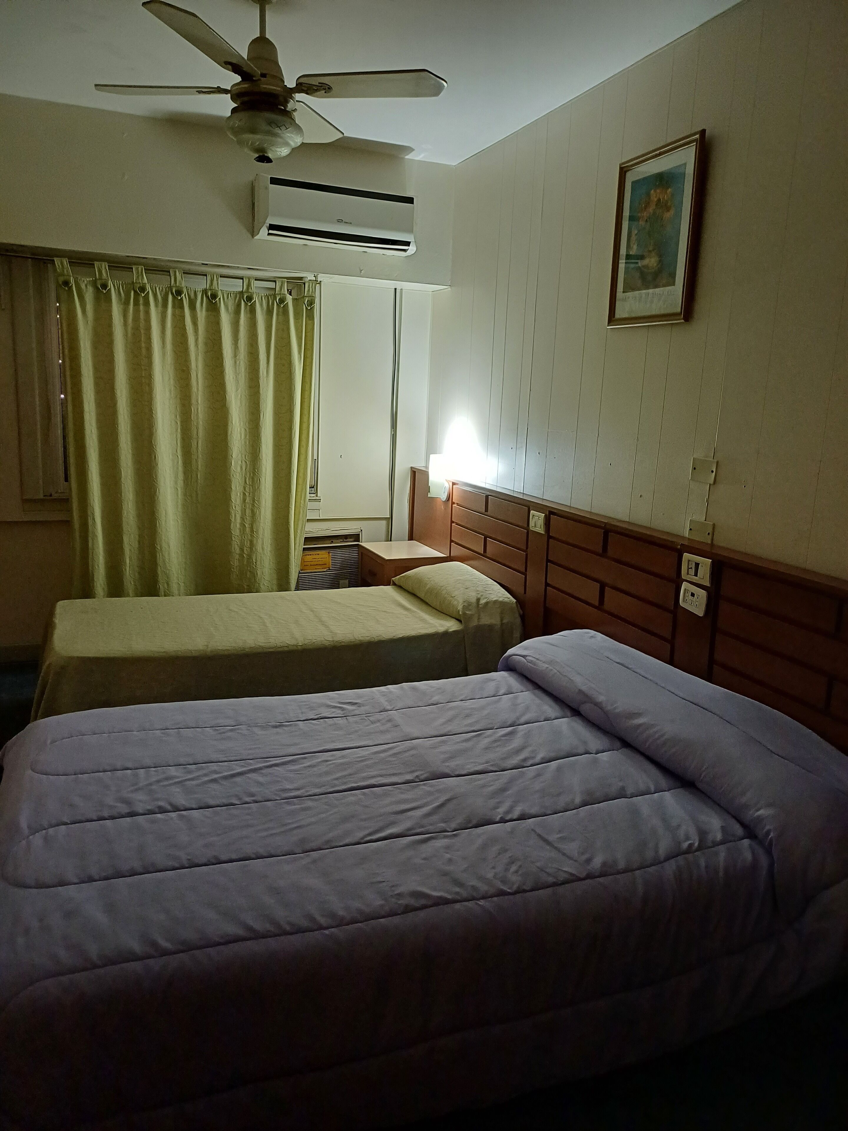 basic triple room, 1 bedroom | 1 bedroom, bed sheets