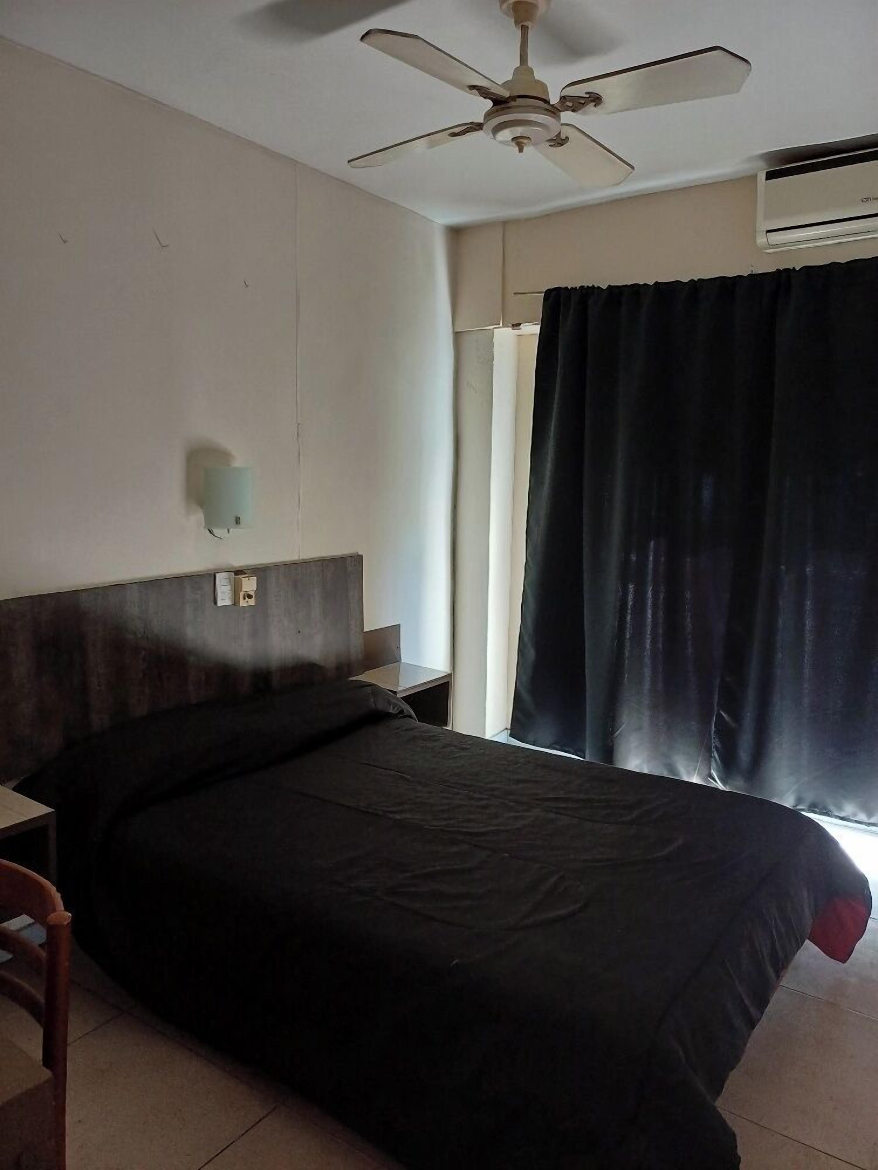 room | 1 bedroom, bed sheets