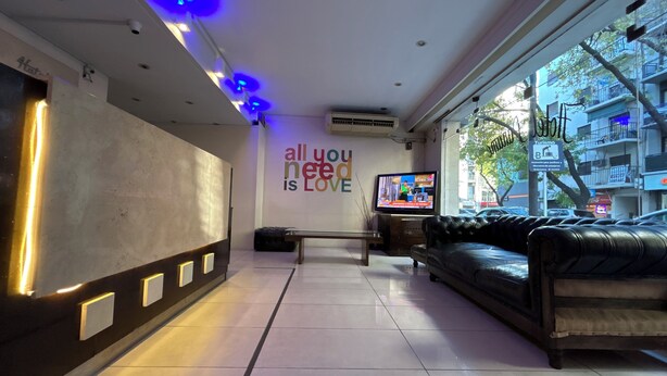 21-inch LCD TV with cable channels - Hotel Paname (Buenos Aires)