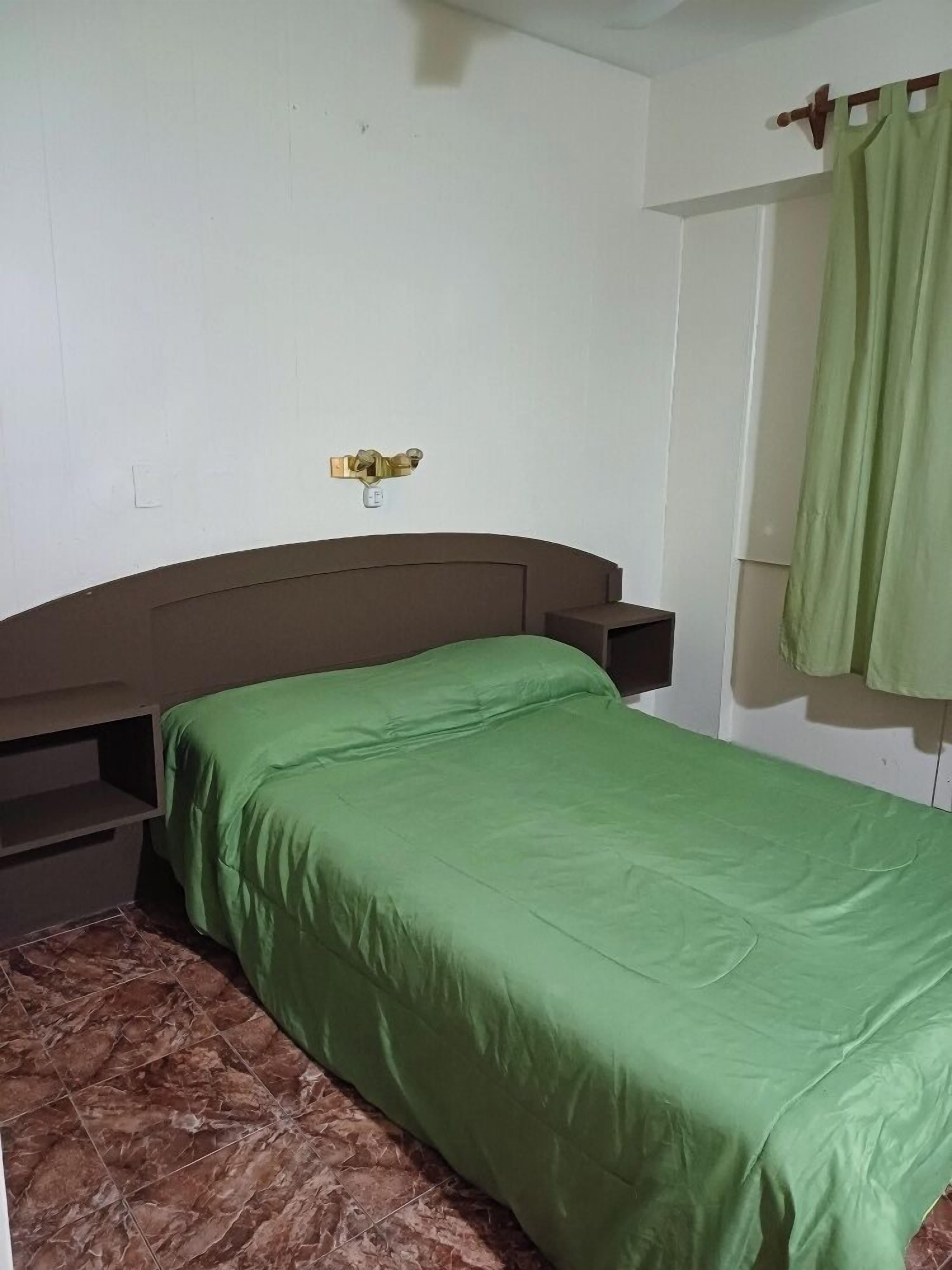 room | 1 bedroom, bed sheets