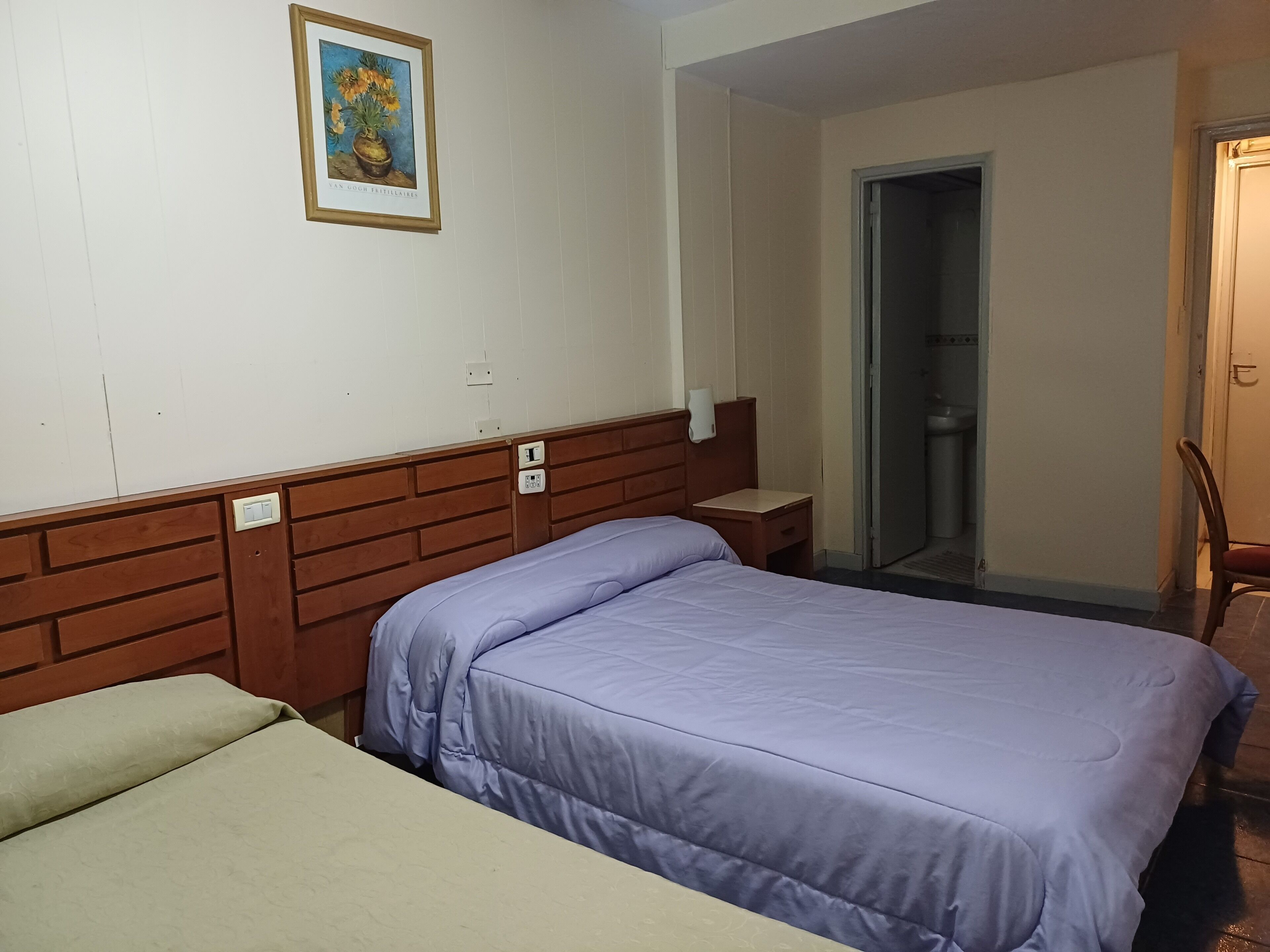 basic triple room, 1 bedroom | 1 bedroom, bed sheets