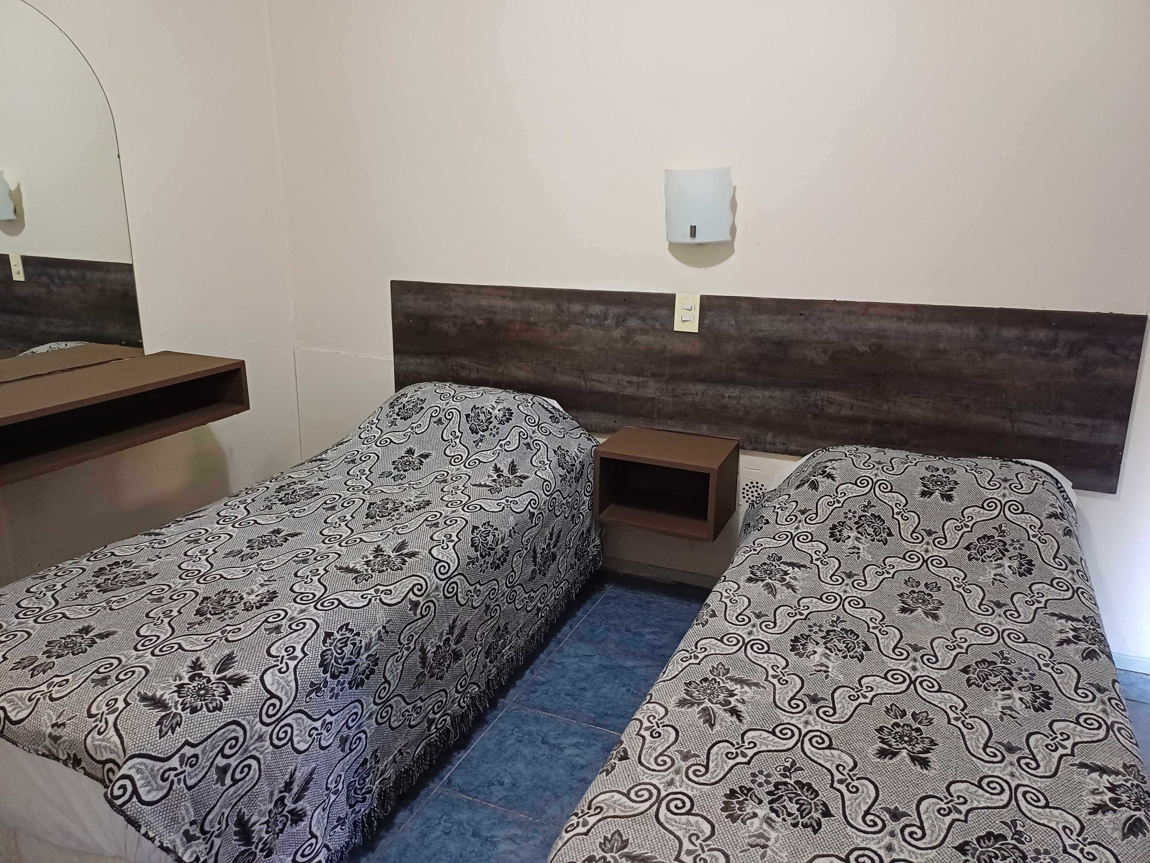 basic double room single use | 1 bedroom, bed sheets