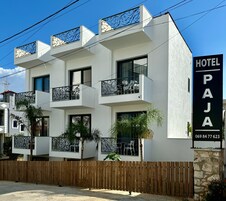 Fachada de la propiedad