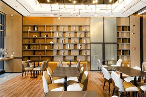 Restaurant - mantuolunPlusjiudian (Jiangmen)