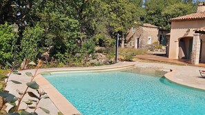 Piscine extérieure