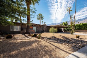 Exterior - Casa Mojo (Palm Springs)