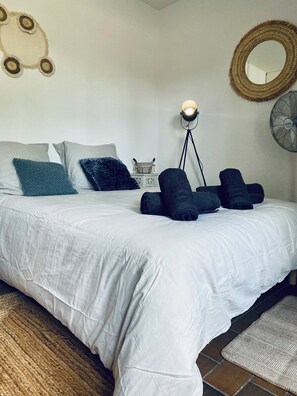 Free WiFi, bed sheets - Le Studio à 5 Minutes des Plages (La Grande-Motte)