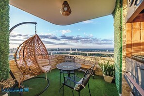 Outdoor dining - Lujoso Apartamento Familiar en el Area mas Segura y Corporativa de Asunción (Asunción)