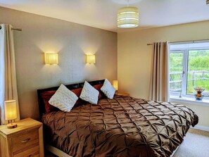 1 soverom, strykejern/-brett, wi-fi og sengetøy