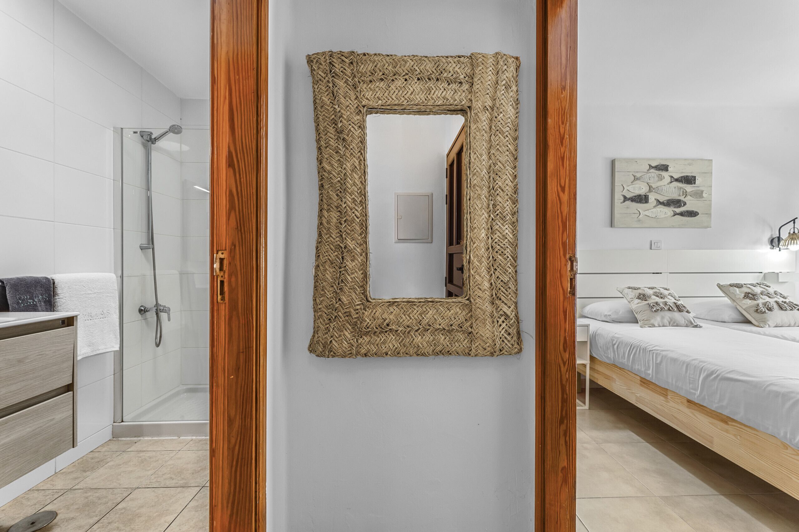 1 quarto, Wi-Fi de cortesia, roupa de cama