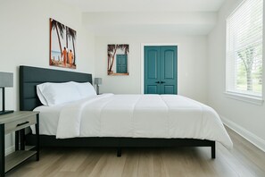 10 bedrooms, iron/ironing board, WiFi, bed sheets