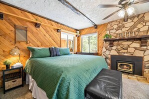 3 camere, una scrivania, ferro/asse da stiro, Wi-Fi gratuito