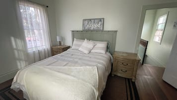 4 quartos, Wi-Fi de cortesia, roupa de cama