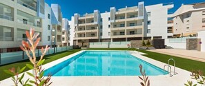 Pool - Penthouse with sea views in San Pedro de Alcántara by Costarentals - Ref M34 (San Pedro Alcántara)
