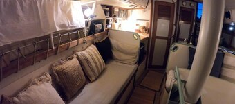 Traditional sailboat, comfortable and quiet