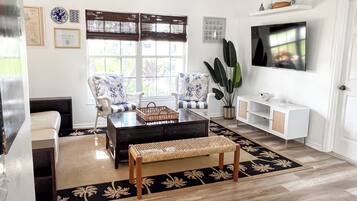 Smart TV, fireplace, table football, ping pong
