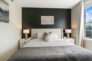 4 bedrooms, iron/ironing board, bed sheets