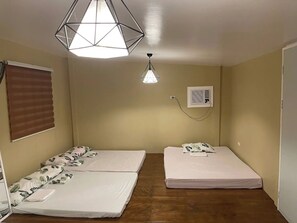 1 habitación, wifi y ropa de cama