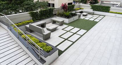 Ubicación Privilegiada & Confort La Riviera, Apto City View by George