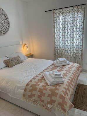 2 soverom, strykejern/-brett, wi-fi (inkludert) og sengetøy