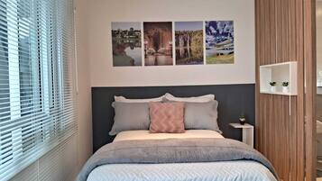 1 bedroom, free WiFi, bed sheets